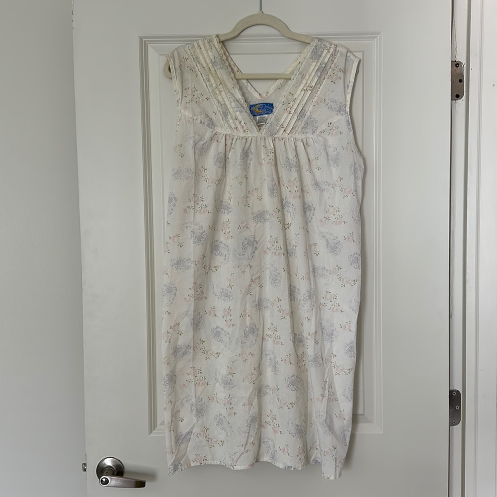 📜 Vintage Moon Dance Floral Nightgown – Cottagecore Sleepwear